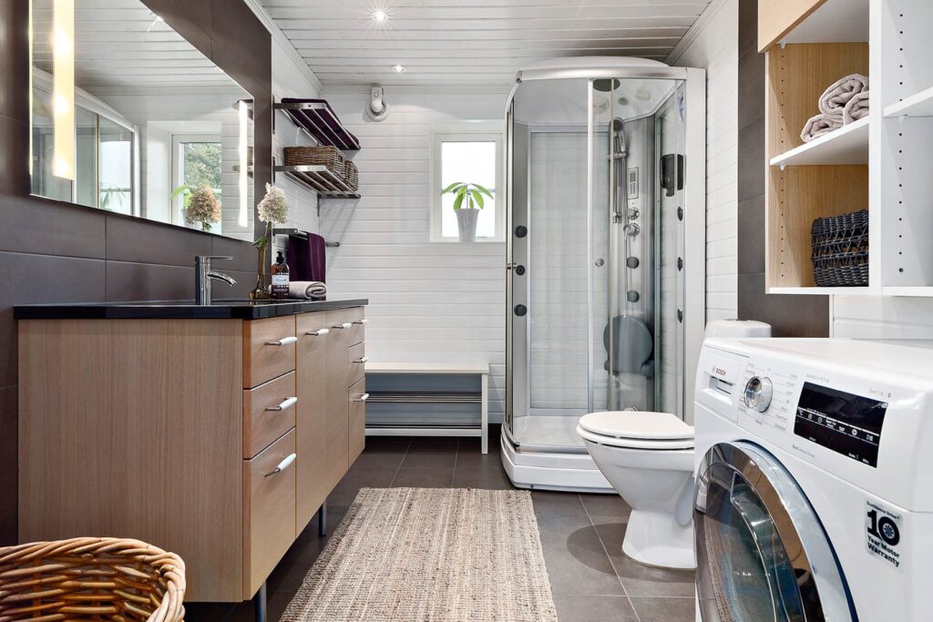 Montering av tvättmaskin & blandare. Kärrtorp Enskede